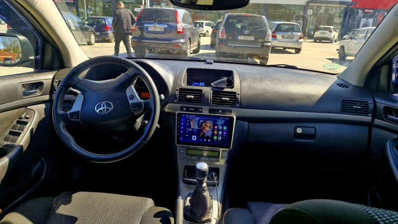 Toyota Avensis Комби, снимка 11 - Автомобили и джипове - 53176116