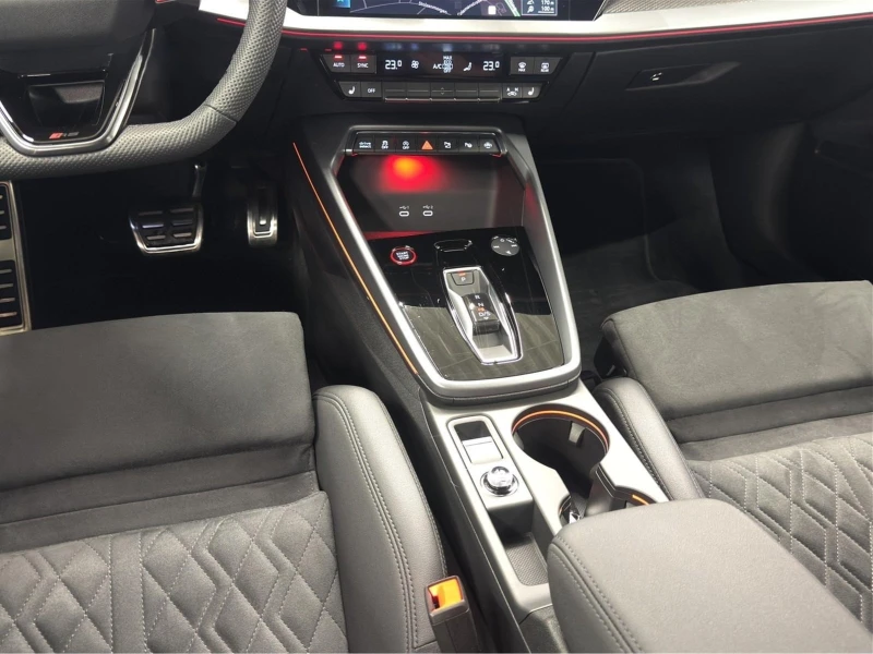 Audi Rs3 2.5 TFSI/FACELIFT/SPORTBACK/HEAD UP/BLACK OPTIC/, снимка 11 - Автомобили и джипове - 53266921