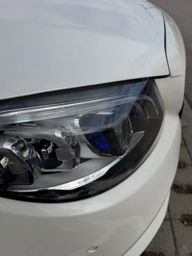 Mercedes-Benz C 220, снимка 3 - Автомобили и джипове - 53469667