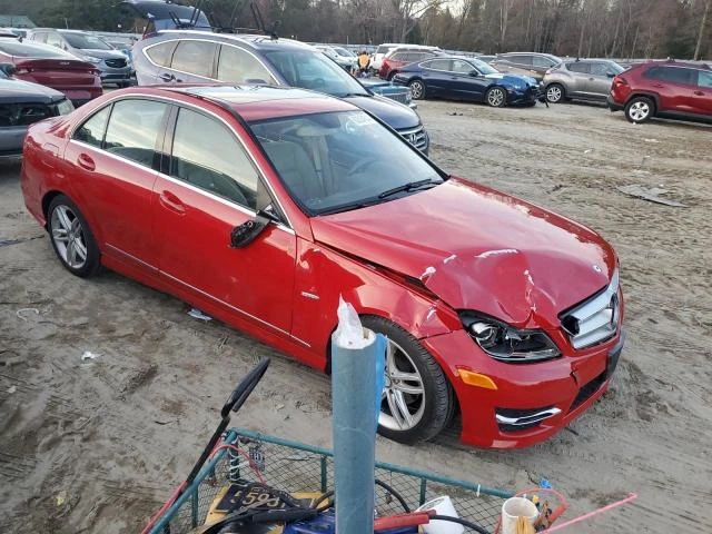 Mercedes-Benz C 250, снимка 4 - Автомобили и джипове - 48584871