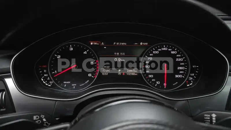 Audi A6 3.0TDI* HEAD-UP* DISTRONIC* ВКЛЮЧЕН ТЕХНОТЕСТ, снимка 7 - Автомобили и джипове - 54194768