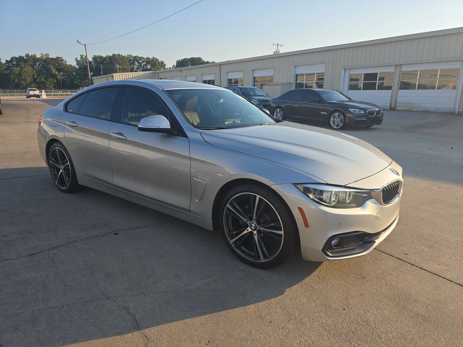 BMW 430 Heads-Up* Подгрев* Keyless* Памет - изображение 6