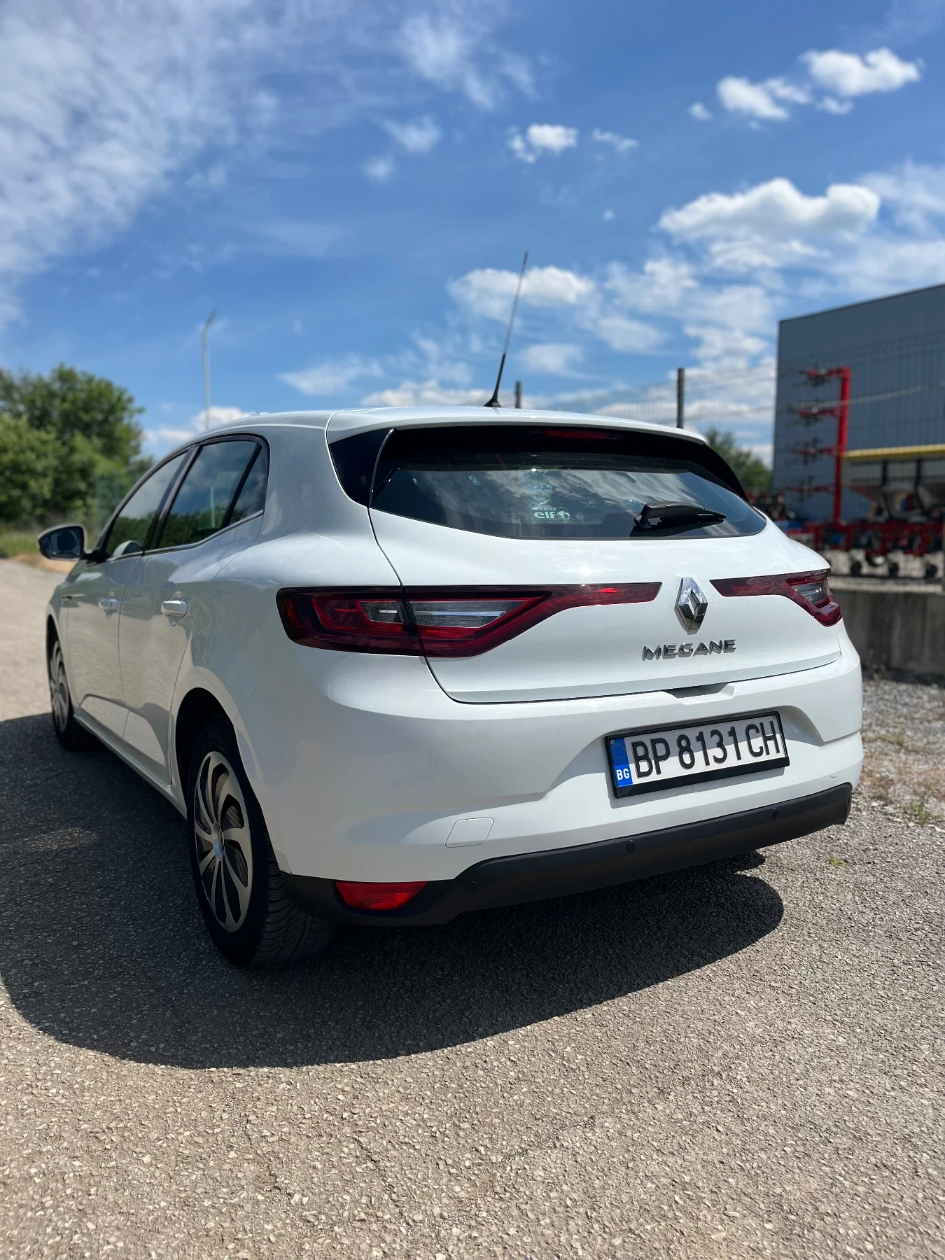 Renault Megane 1.2I - изображение 6
