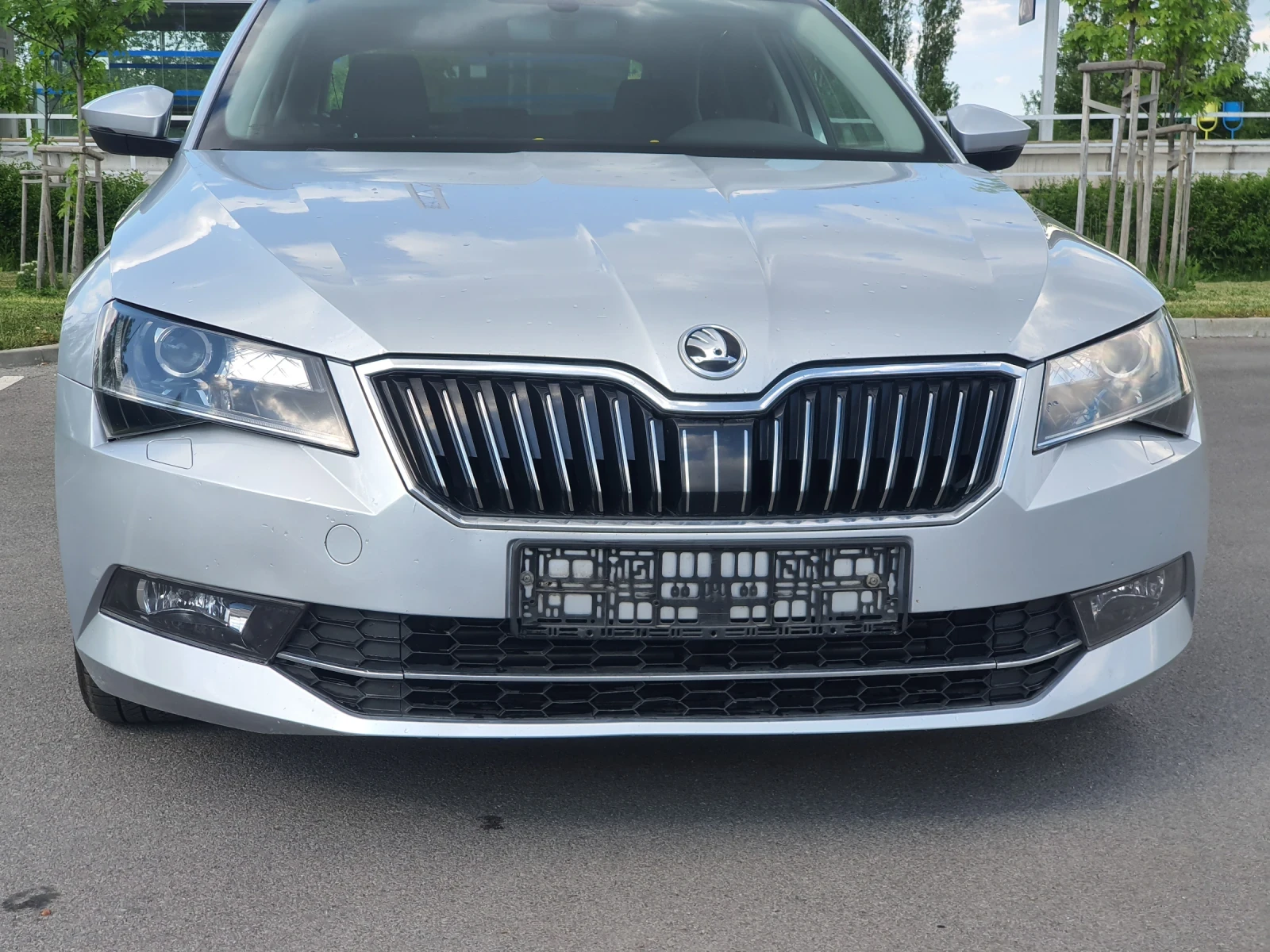 Skoda Superb 2.0 TDI 150 кс - изображение 4