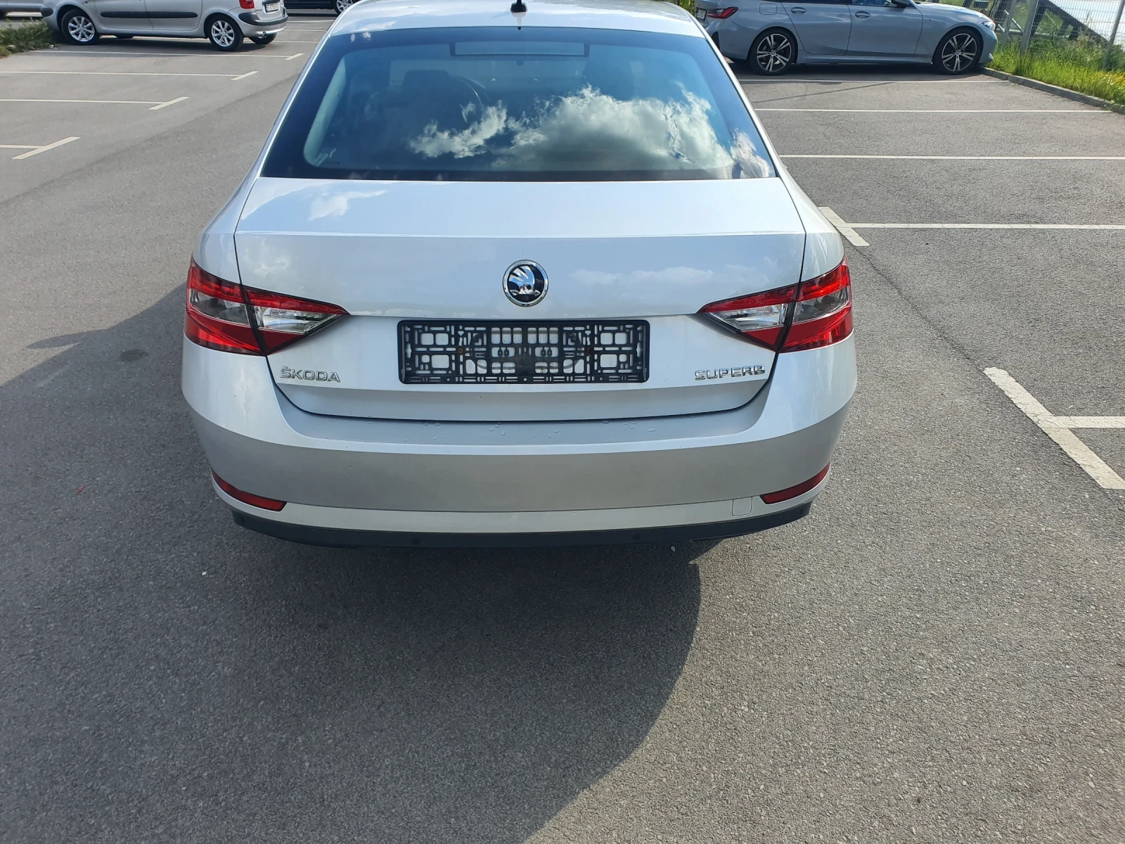 Skoda Superb 2.0 TDI 150 кс - изображение 9