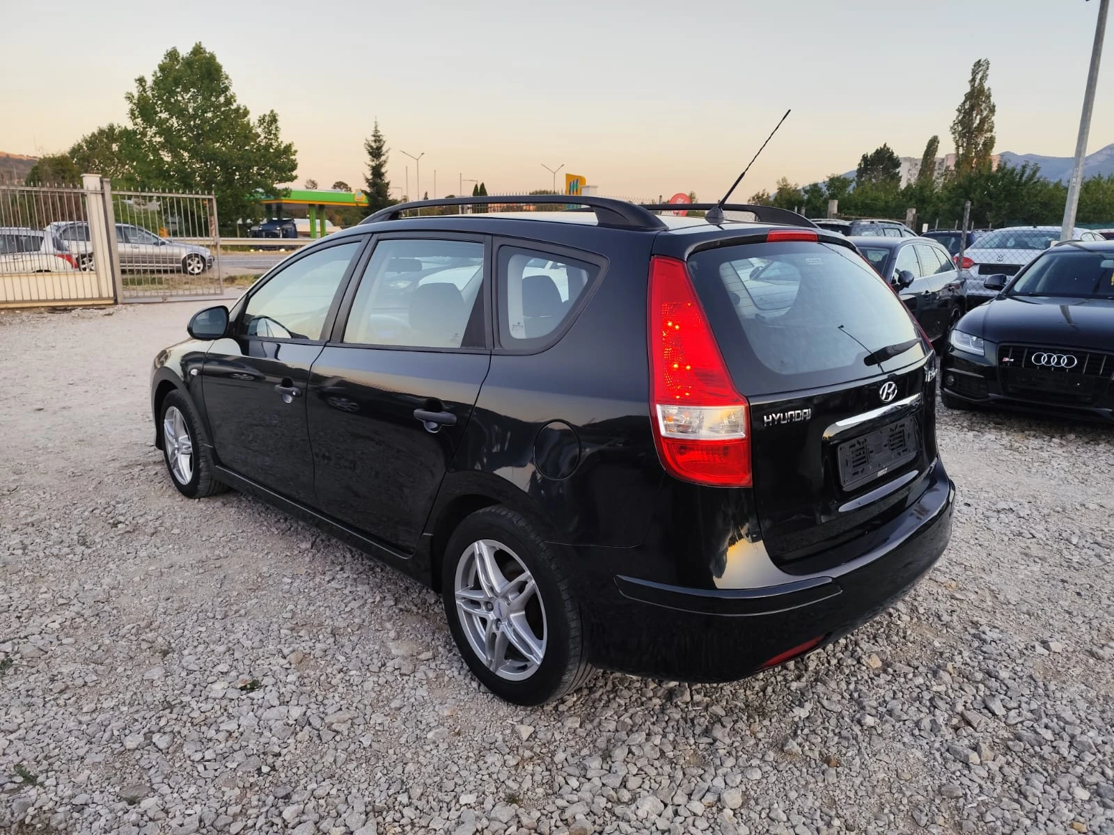 Hyundai I30 1.6 дизел Италия - изображение 7