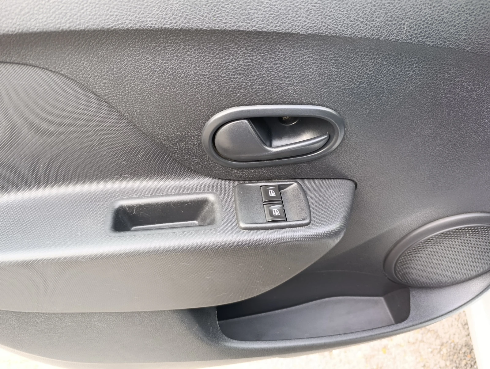 Dacia Sandero 74 hp N1 | Mobile.bg   10