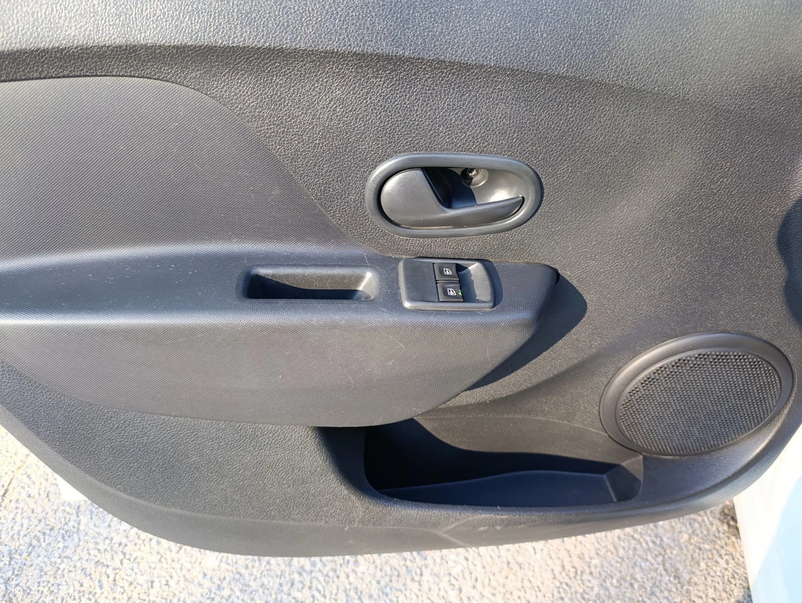 Dacia Sandero 74 hp N1 | Mobile.bg � ����������� 10