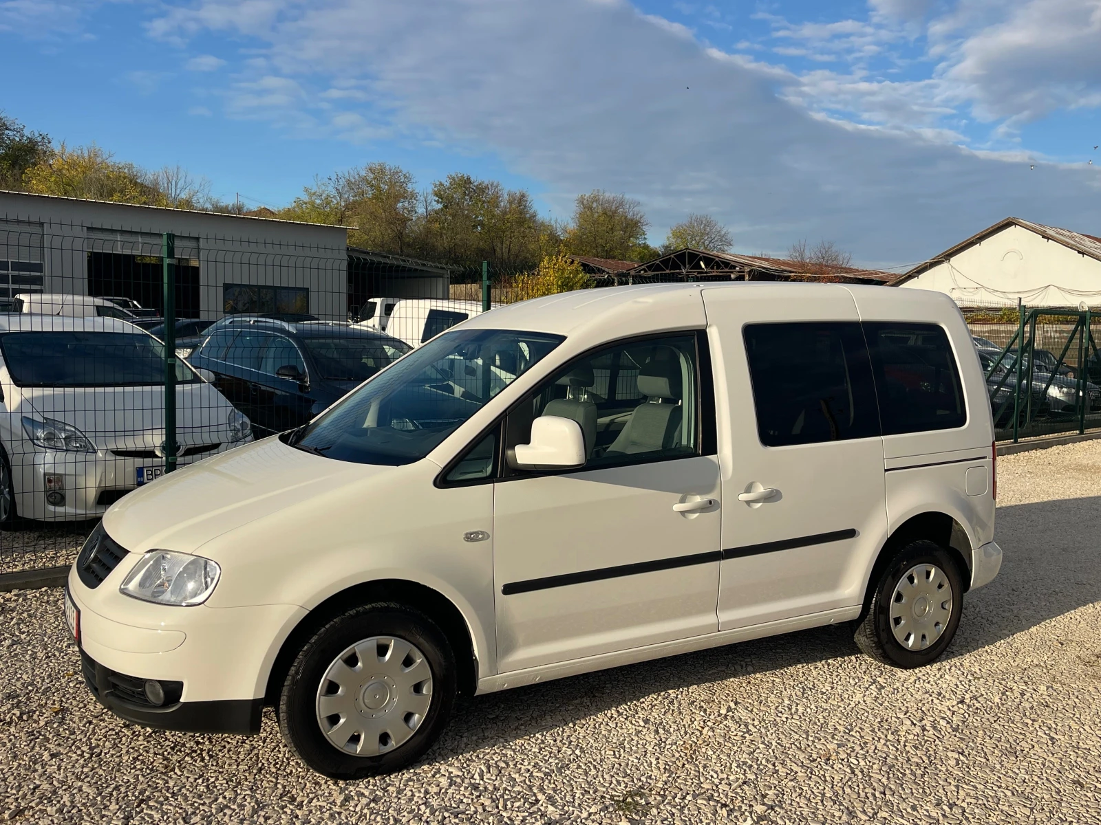 VW Caddy 1.9TDI | Mobile.bg   4