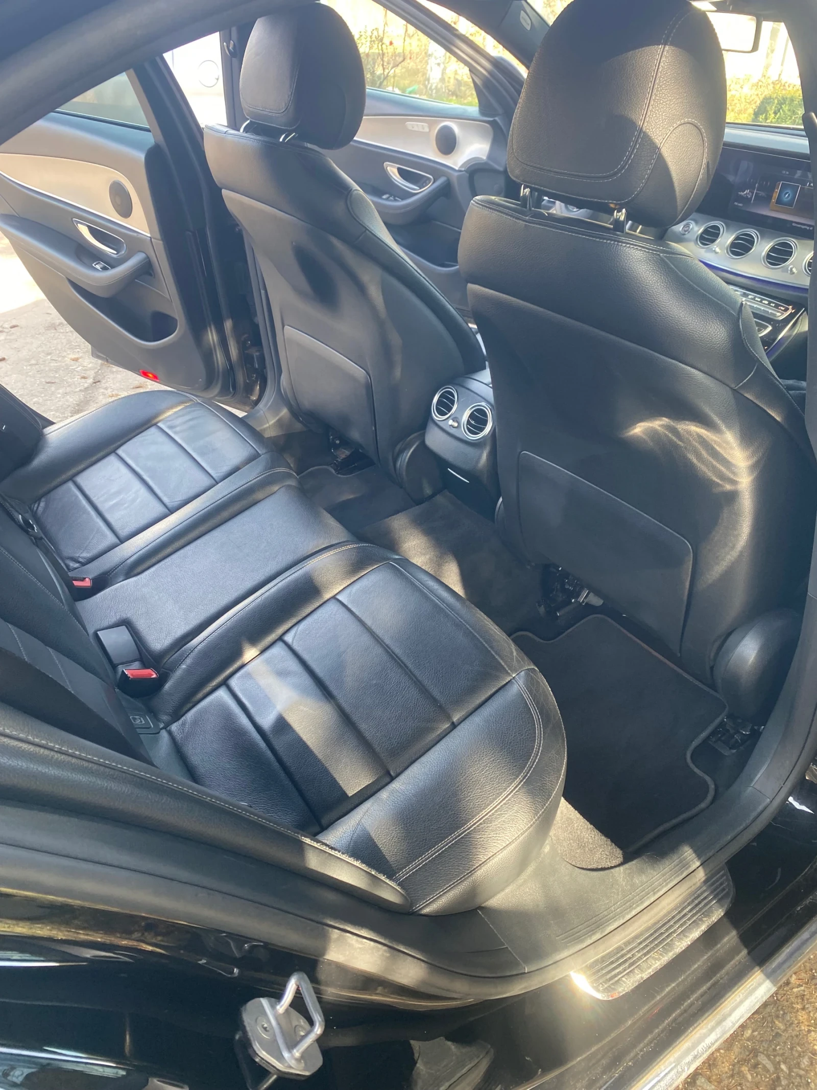 Mercedes-Benz E 220  - изображение 8