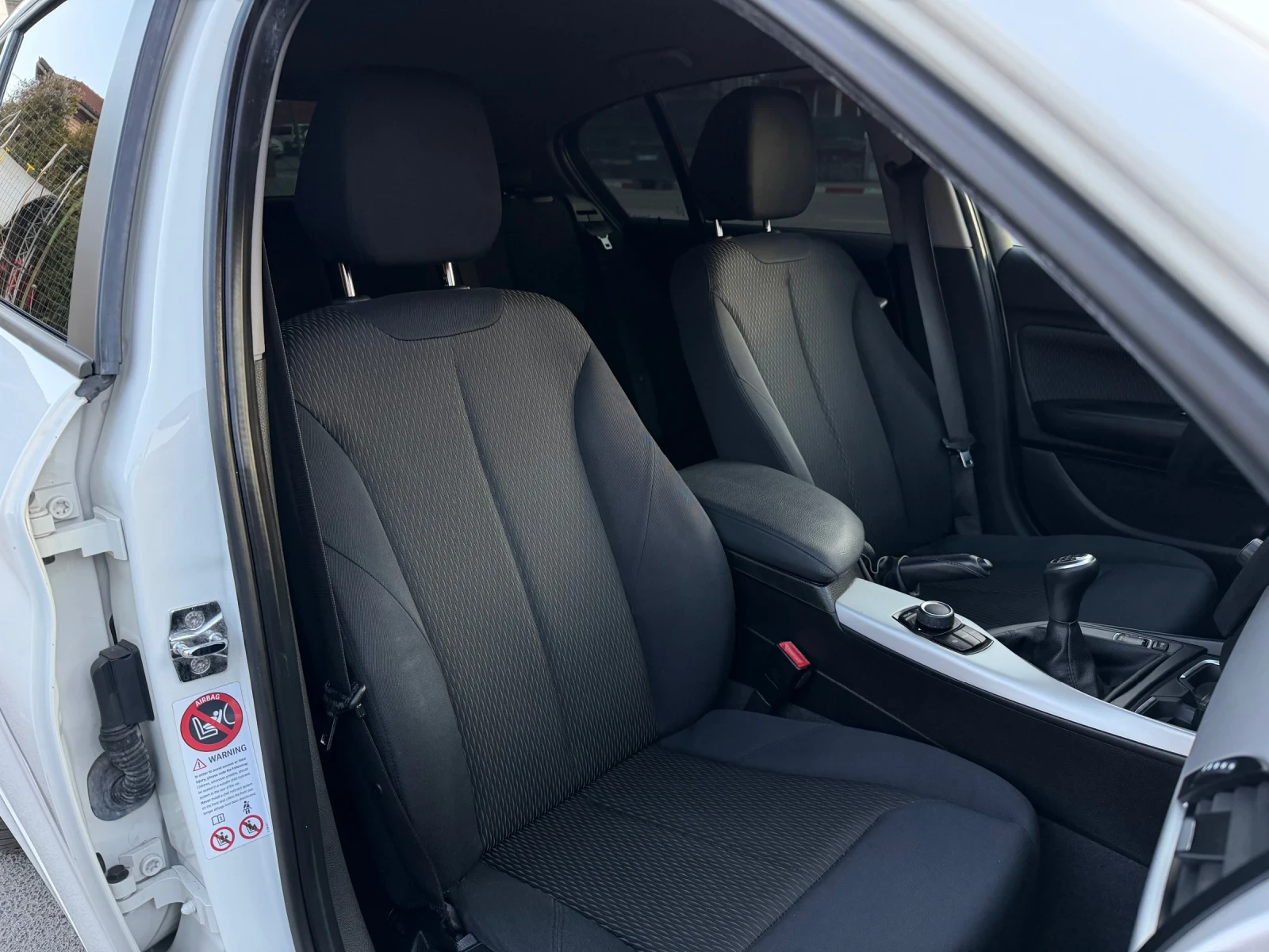 BMW 118 D/Много запазен!, снимка 14 - Автомобили и джипове - 53840832