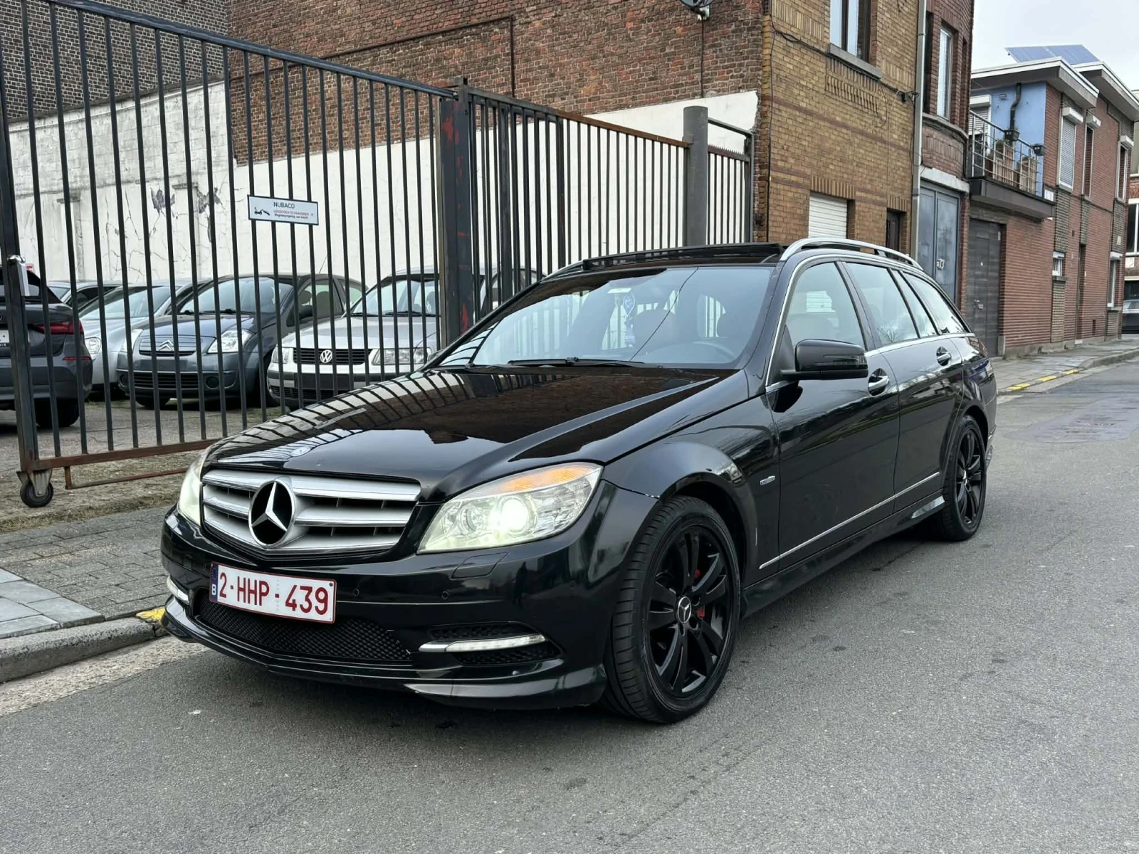 Mercedes-Benz C 350, снимка 2 - Автомобили и джипове - 53878446