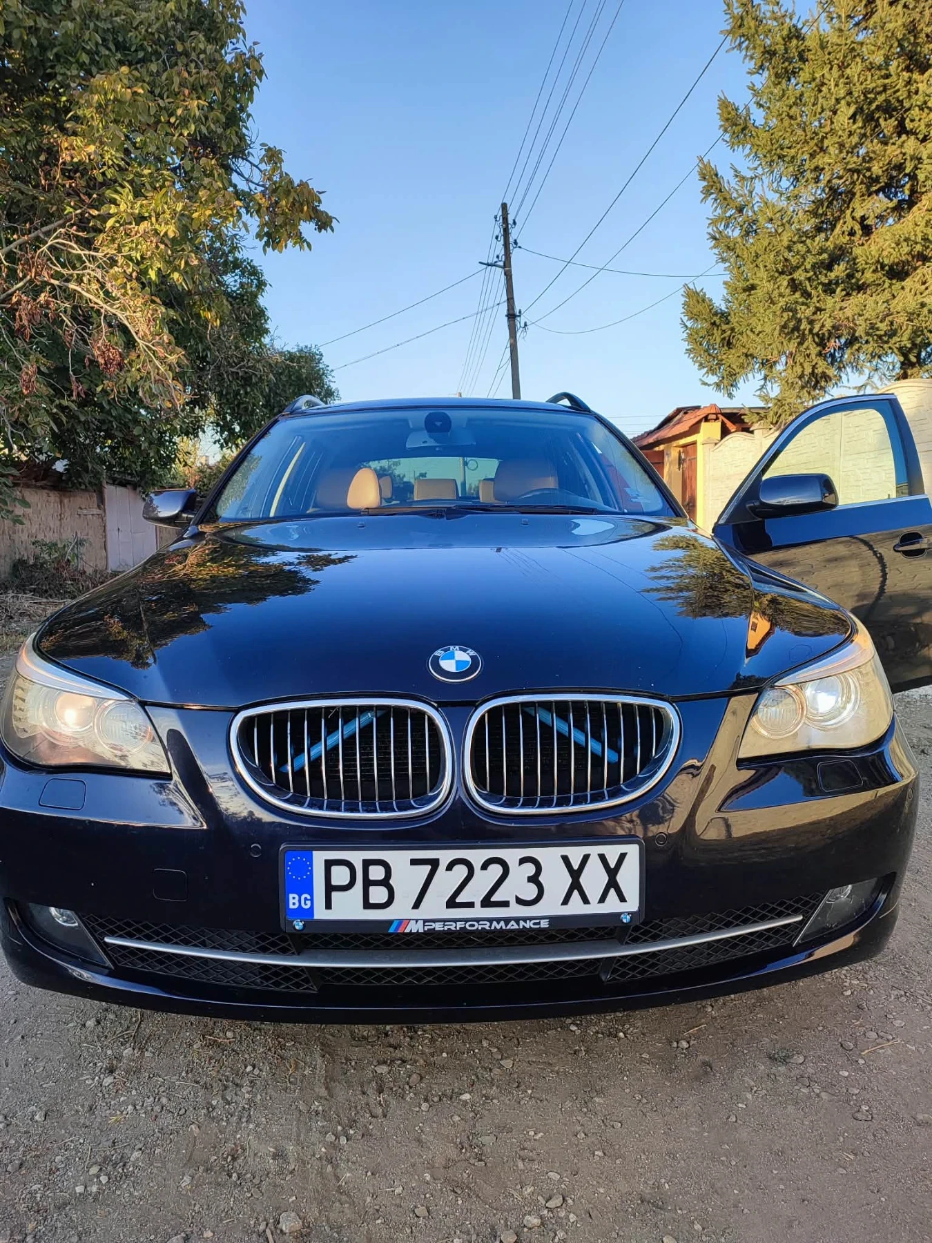 BMW 525 3.0 D 197 к.с  FACELIFT START STOP  Много запазен , снимка 7 - Автомобили и джипове - 54026702