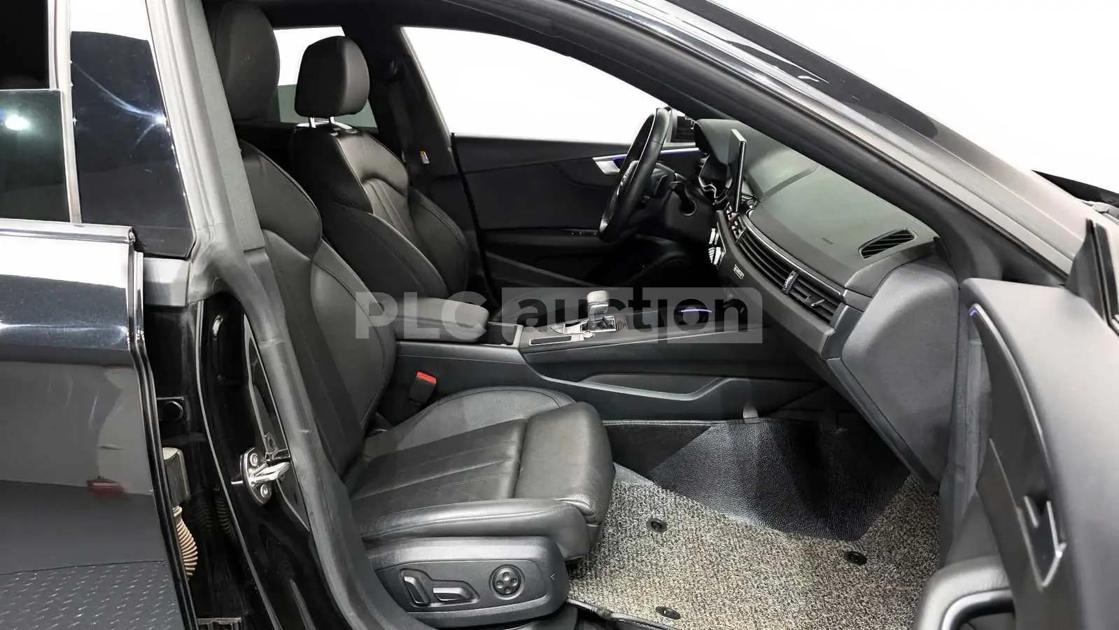 Audi A5 * S line* DIS* PANO* HeadUP* , снимка 11 - Автомобили и джипове - 54265796