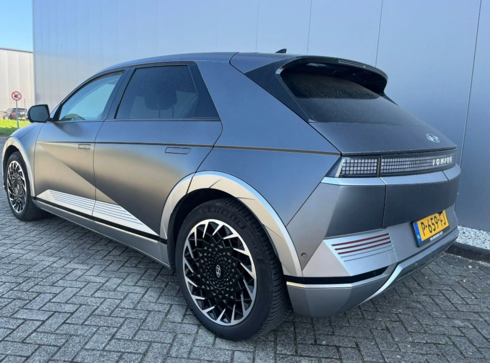 Hyundai Ioniq 5 72, 6KWh/4WD/Uniq/Pano/Bosse | Mobile.bg � ����������� 4