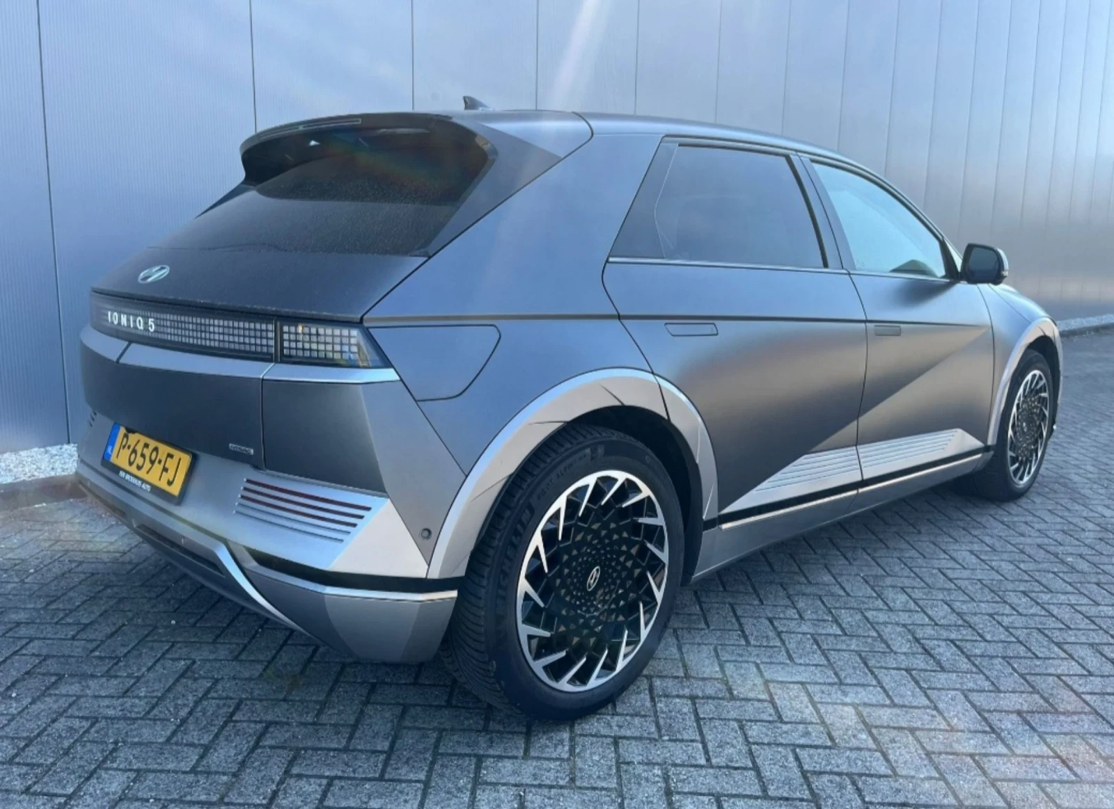 Hyundai Ioniq 5 72, 6KWh/4WD/Uniq/Pano/Bosse | Mobile.bg � ����������� 3