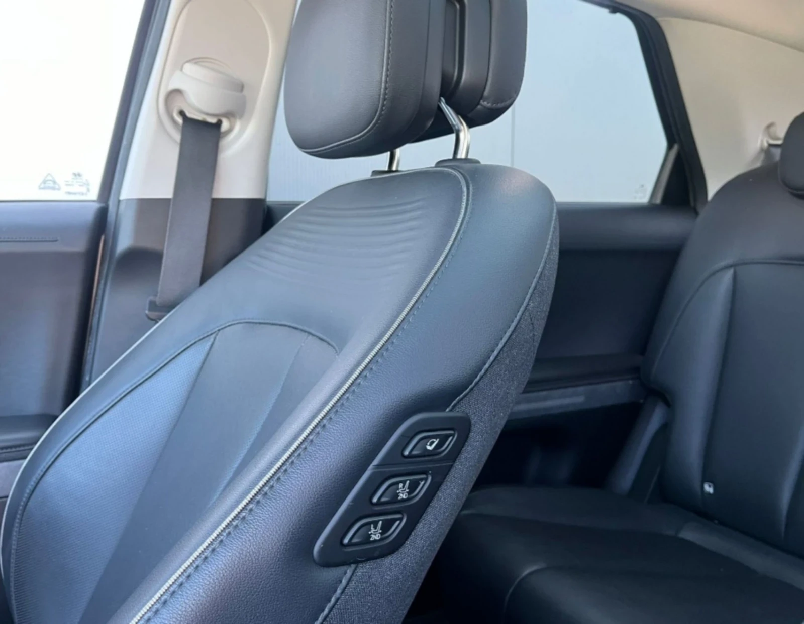 Hyundai Ioniq 5 72, 6KWh/4WD/Uniq/Pano/Bosse | Mobile.bg � ����������� 9