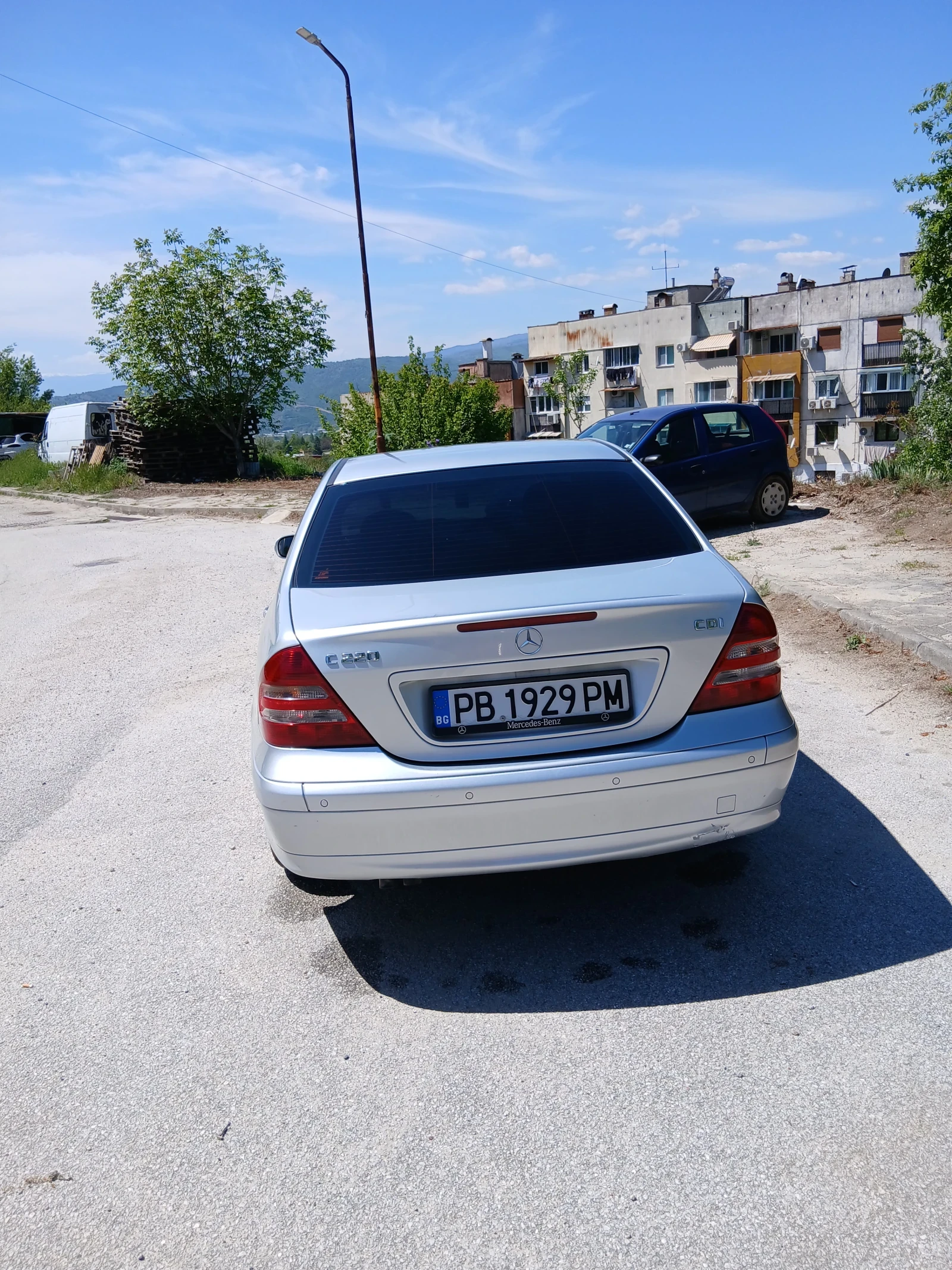 Mercedes-Benz C 220, снимка 7 - Автомобили и джипове - 54301048