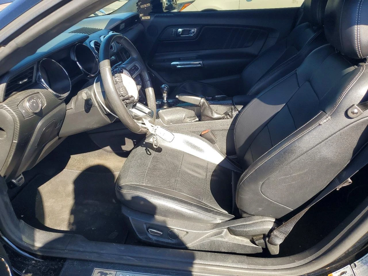 Ford Mustang 5.0l 2dr Fastback GT, снимка 7 - Автомобили и джипове - 54350931