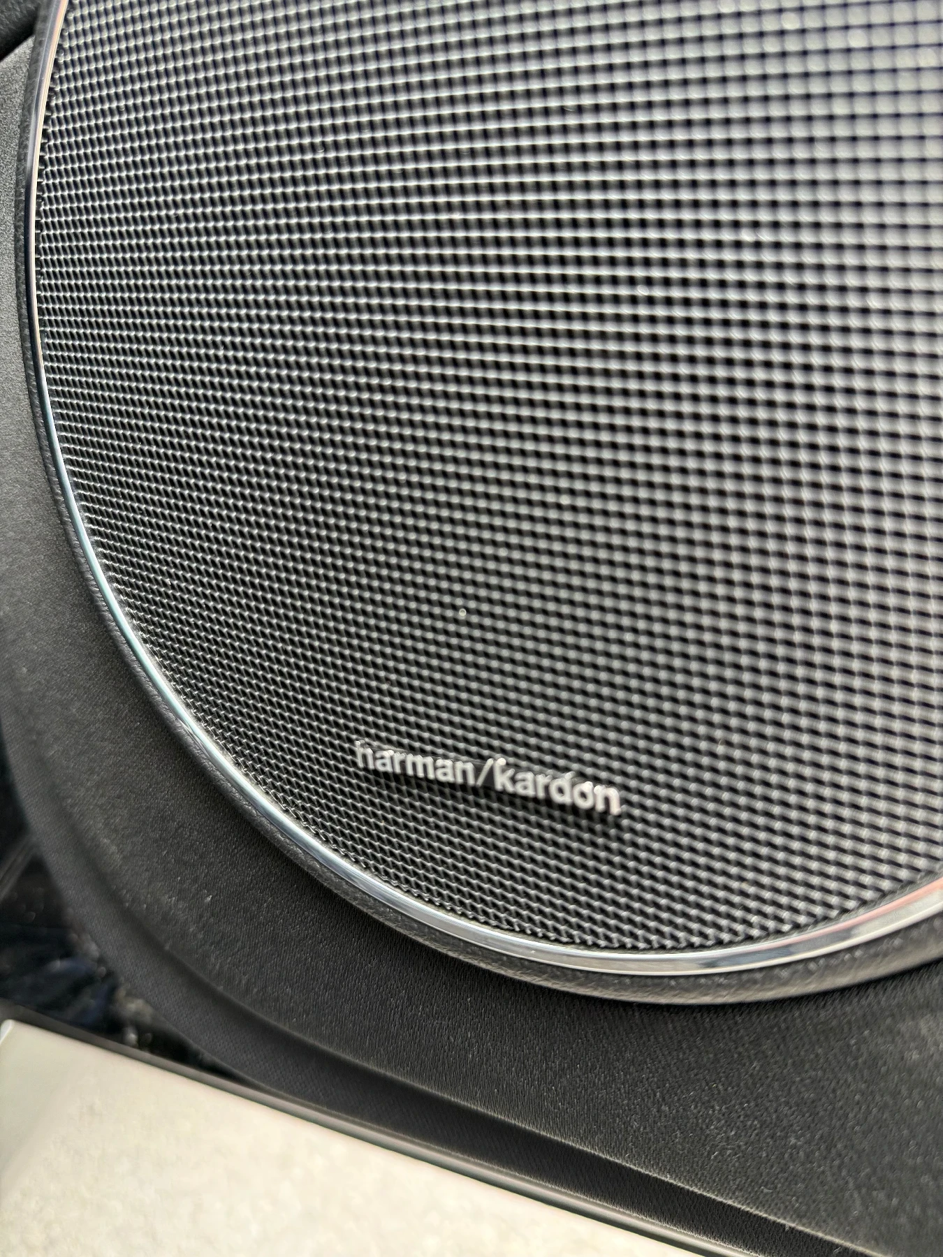Mercedes-Benz C 320 AMG* Keyless* Full* , снимка 11 - Автомобили и джипове - 54595215