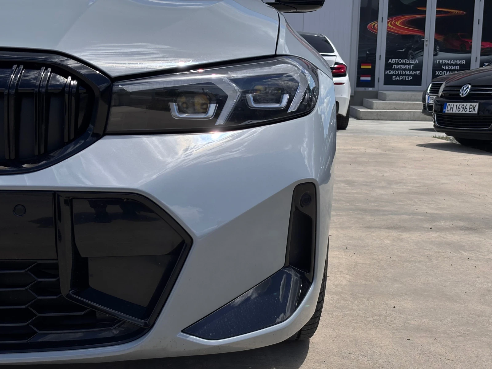 BMW 330 XDrive, снимка 5 - Автомобили и джипове - 54668152