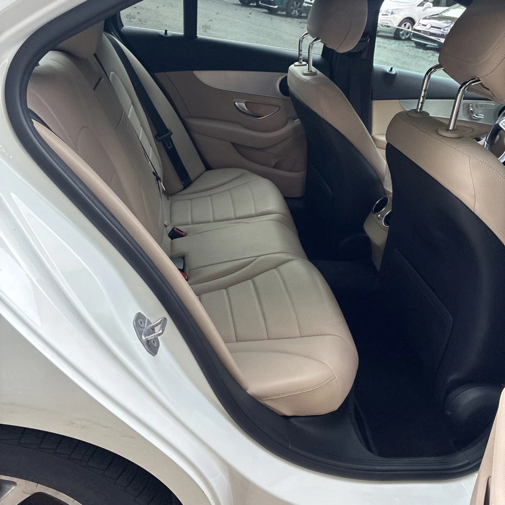 Mercedes-Benz C 300 4Matic C300, снимка 9 - Автомобили и джипове - 55541217