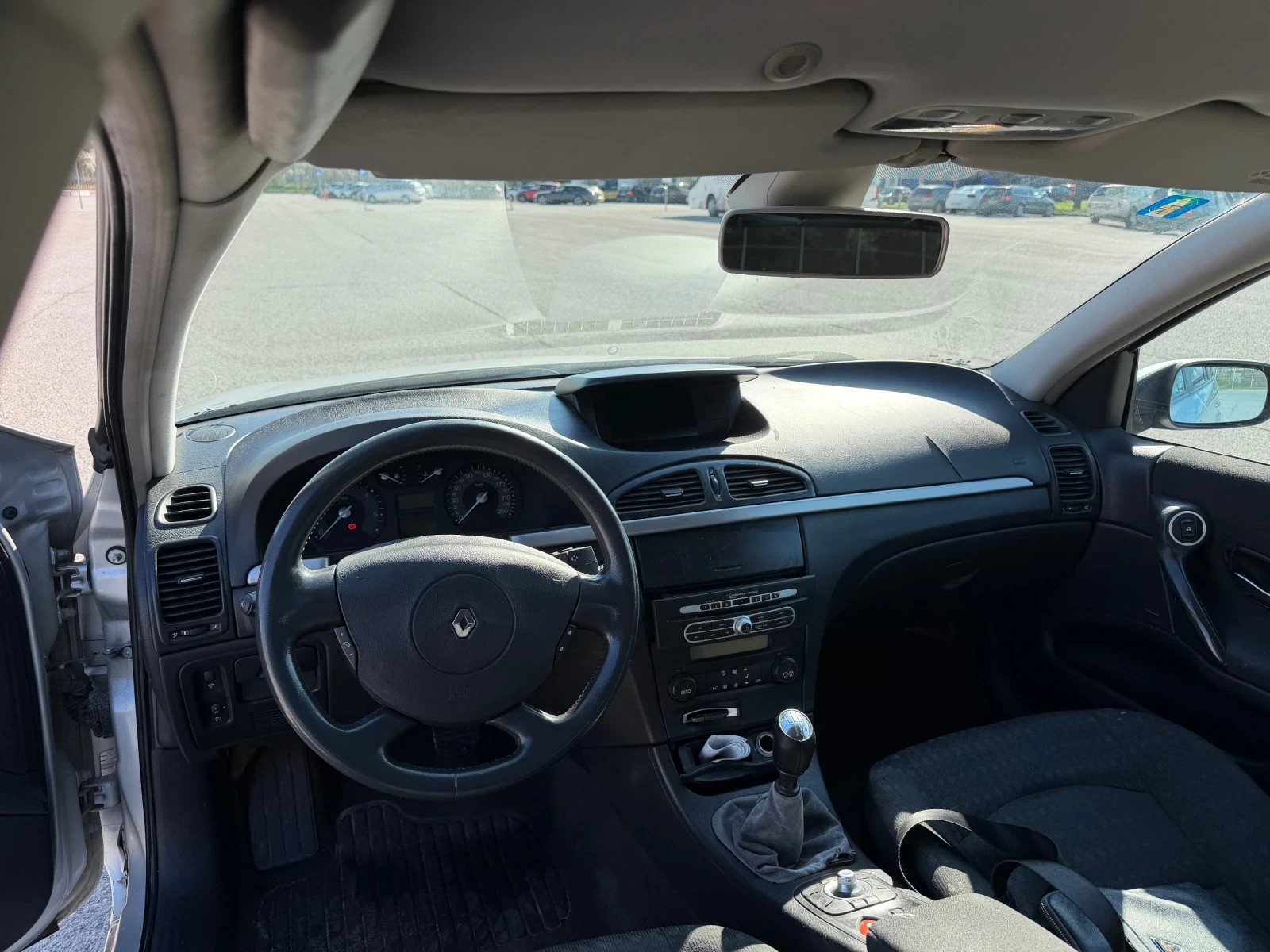 Renault Laguna 2.2dci/6-скорости/КЛИМАТИК/ТОП СЪСТОЯНИЕ!!!, снимка 7 - Автомобили и джипове - 55751510