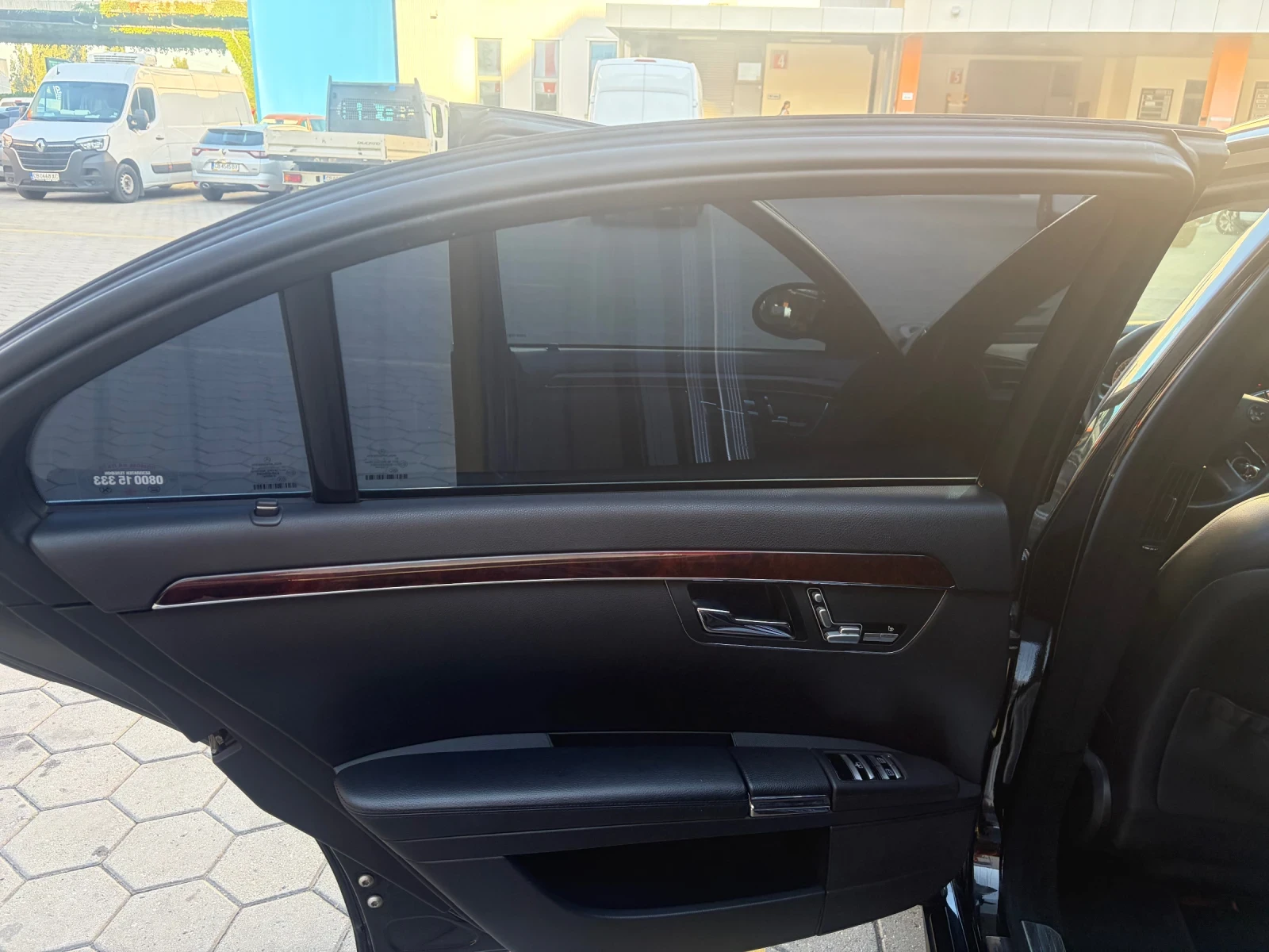 Mercedes-Benz S 320, снимка 7 - Автомобили и джипове - 56120637