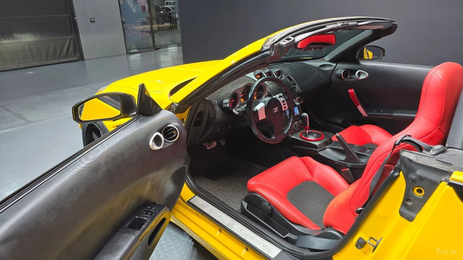 Nissan 350z Roadster Z33, снимка 10 - Автомобили и джипове - 56127208