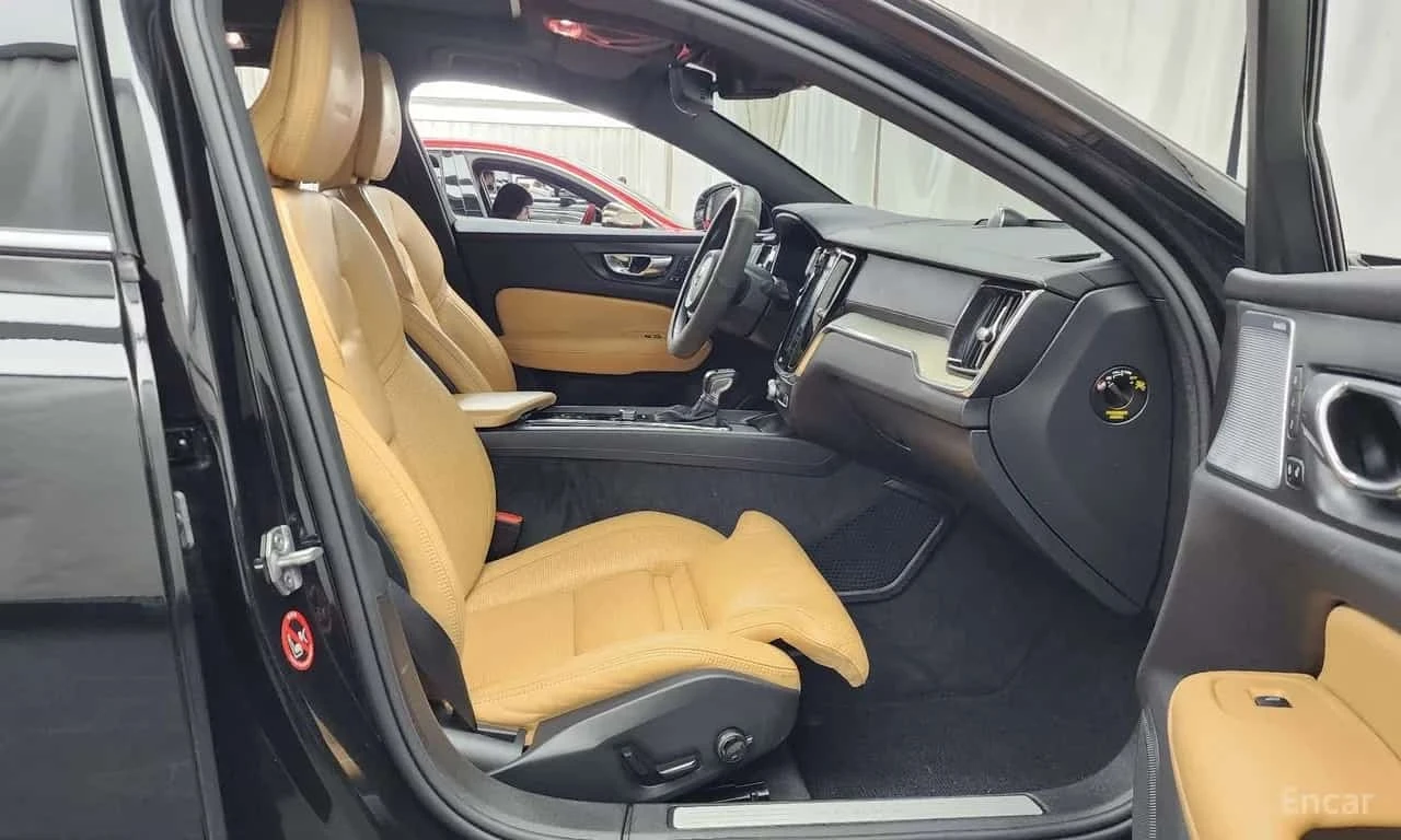 Volvo S60 * T5 Inscroption * ФИНАНСИРАНЕ, снимка 11 - Автомобили и джипове - 56341567