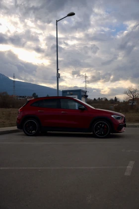 Mercedes-Benz GLA 35 AMG 4Matic, снимка 4