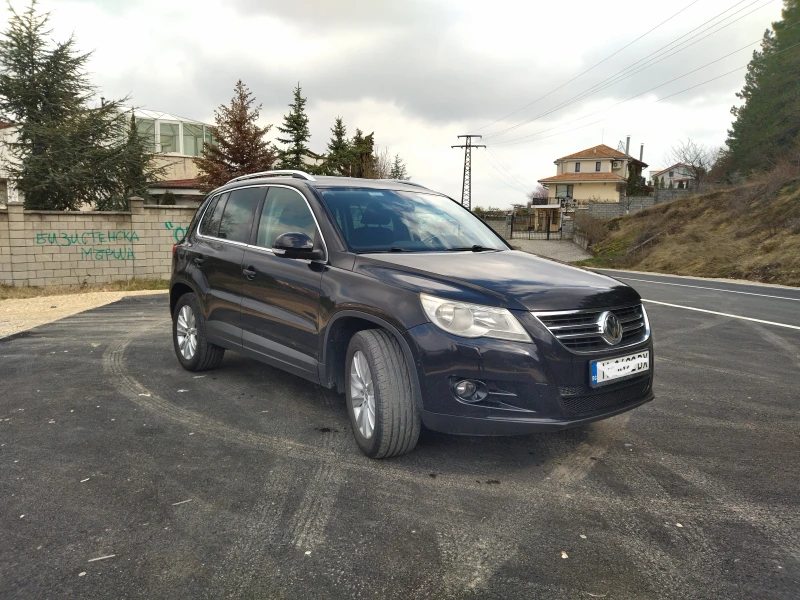 VW Tiguan, снимка 2 - Автомобили и джипове - 49329013