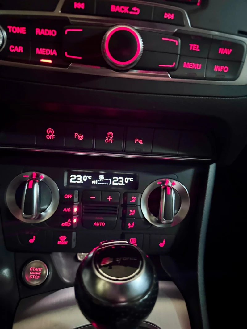 Audi Q3 S line, снимка 6 - Автомобили и джипове - 52216553