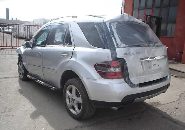 Mercedes-Benz ML w164, снимка 1 - Автомобили и джипове - 47280966