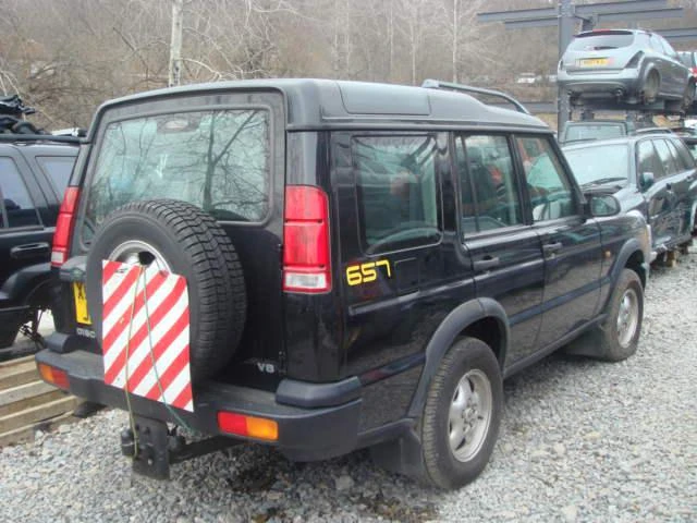 Land Rover Discovery 4.0 V8, снимка 3 - Автомобили и джипове - 46834173