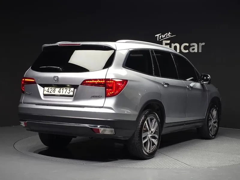 Honda Pilot 3.5 AWD 7места, снимка 2 - Автомобили и джипове - 55783505