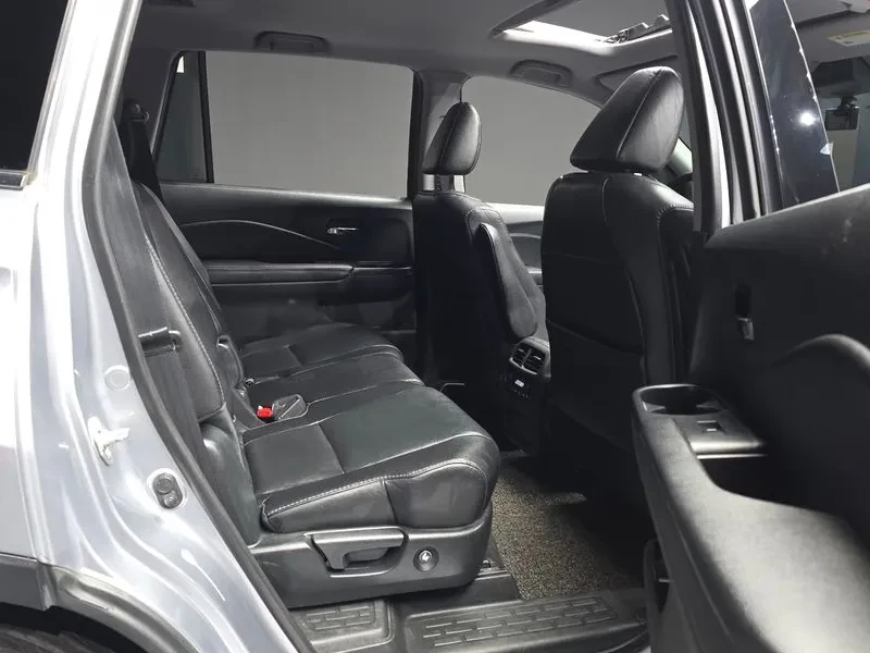 Honda Pilot 3.5 AWD 7места, снимка 12 - Автомобили и джипове - 55783505