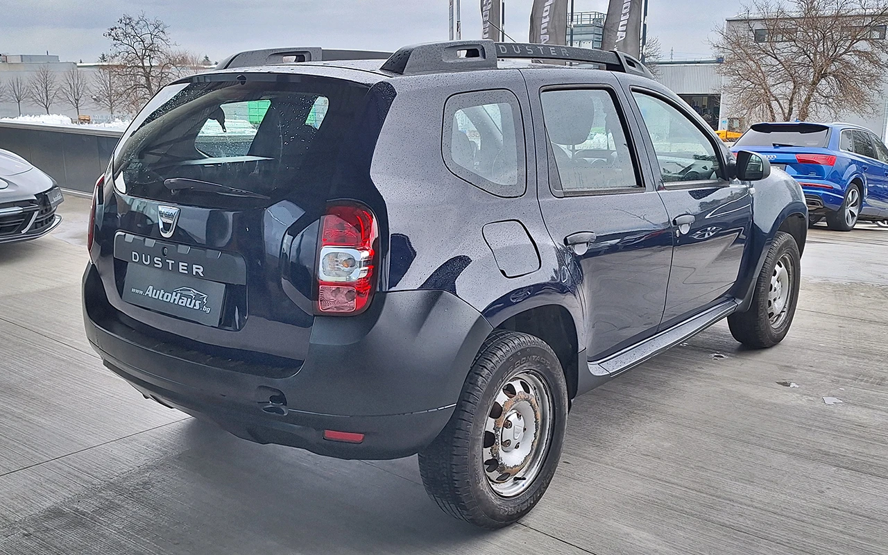 Dacia Duster 1.6i AWD АГУ - изображение 3