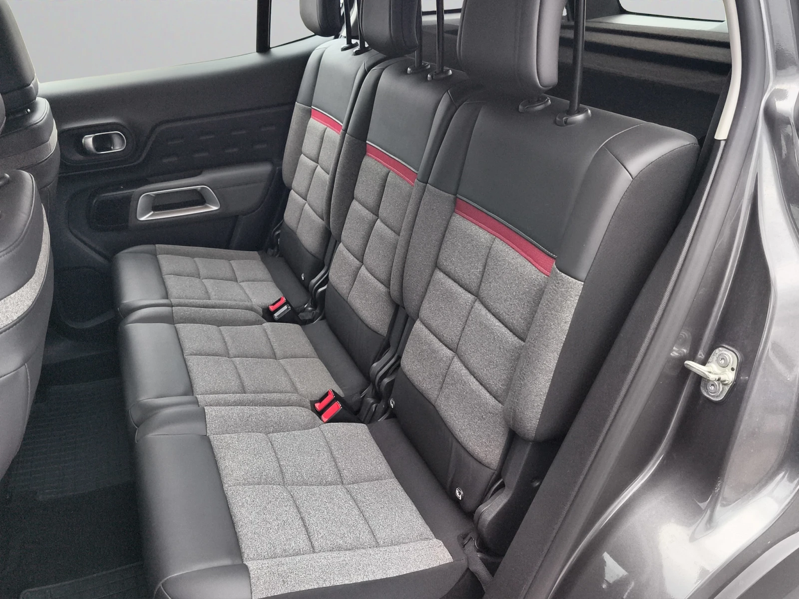 Citroen C5 Aircross SUV FEEL BlueHDi 130 S&S EAT8 E6//2102236 | Mobile.bg � ����������� 12