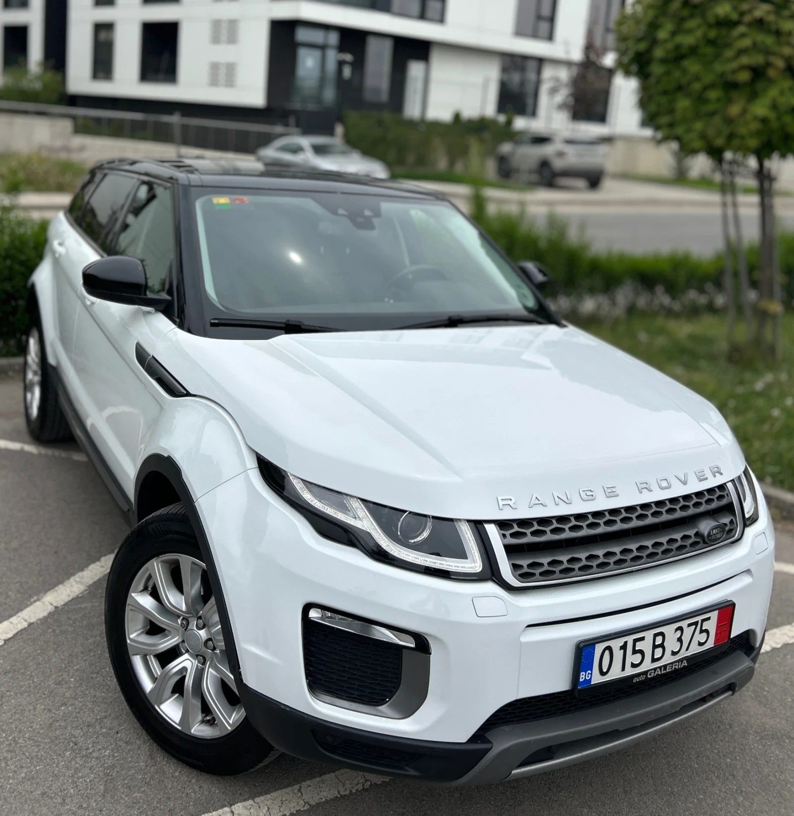 Land Rover Evoque, снимка 2 - Автомобили и джипове - 54495244