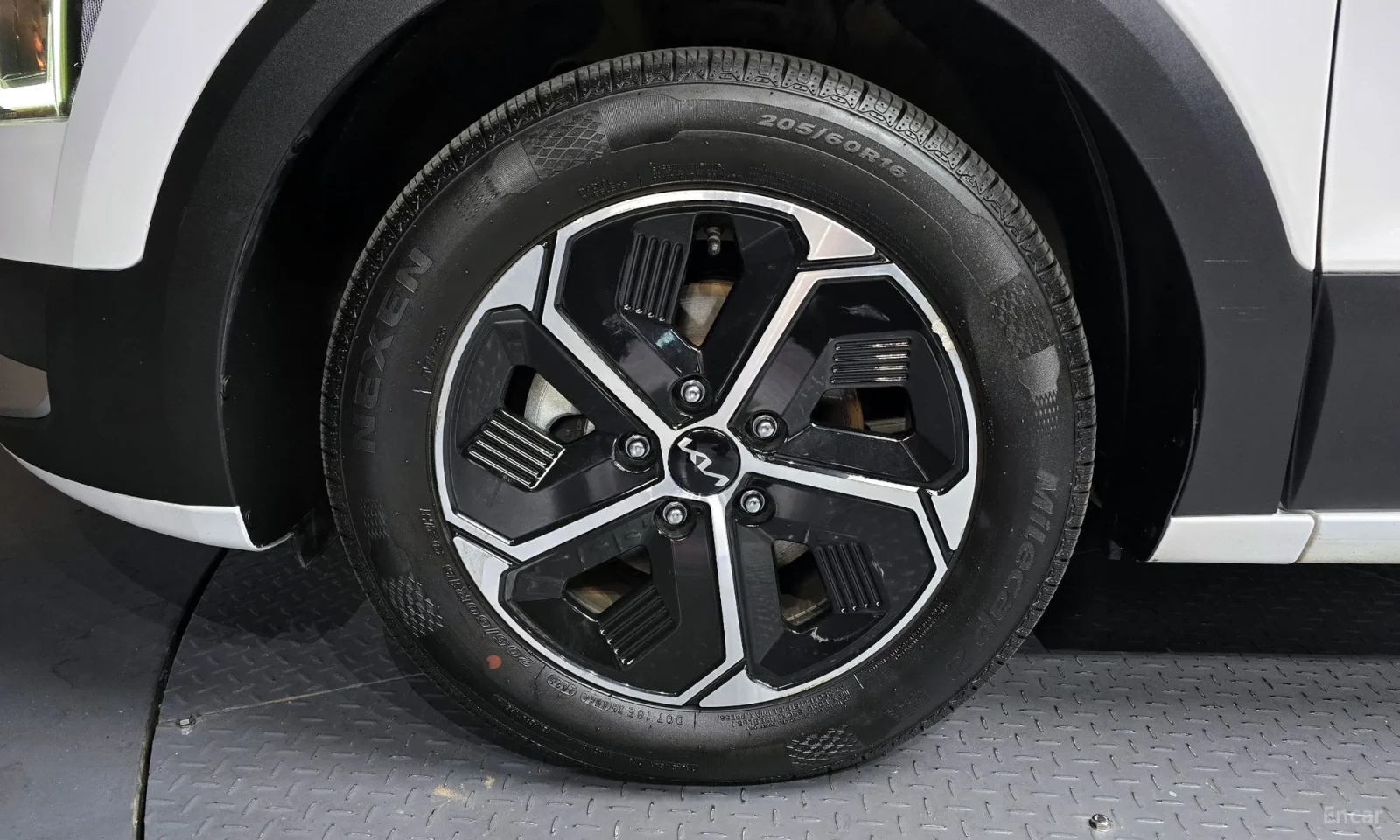 Kia Niro, снимка 5 - Автомобили и джипове - 55586550