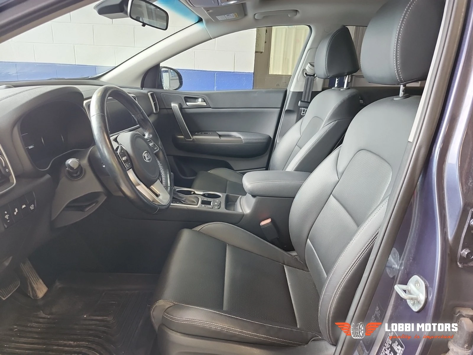 Kia Sportage, снимка 3 - Автомобили и джипове - 56018386
