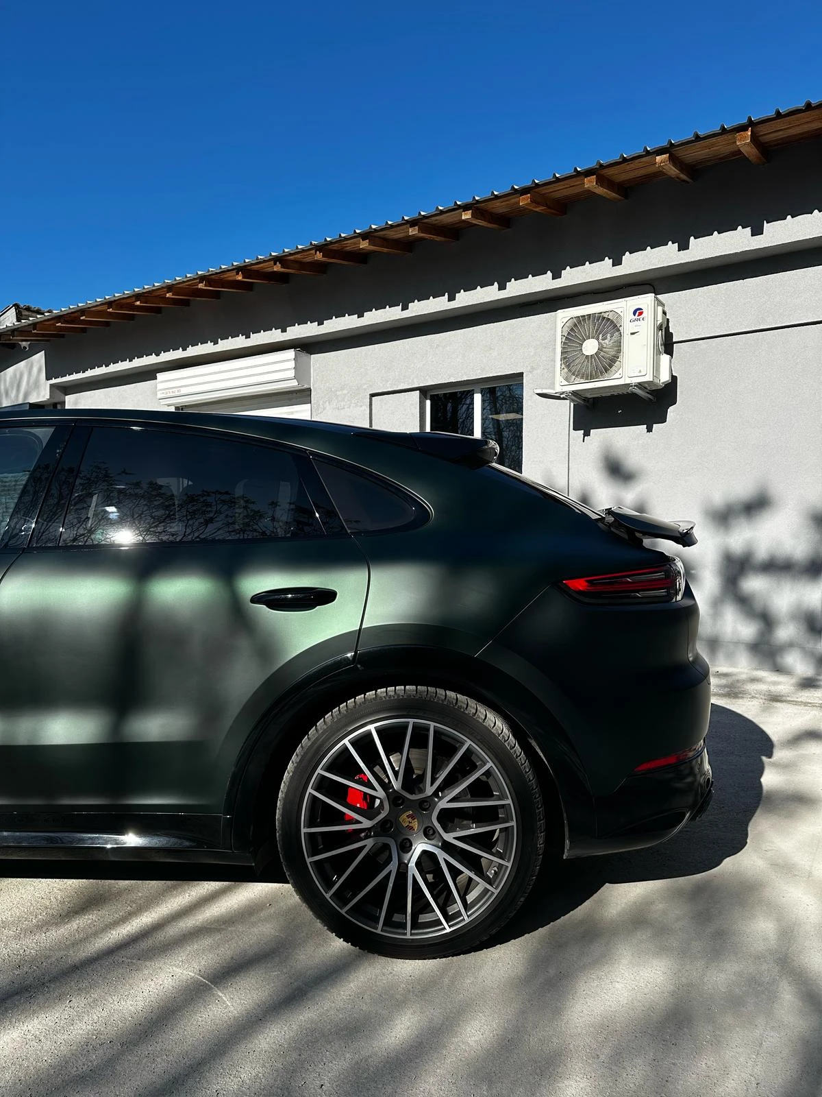 Porsche Cayenne GTS, снимка 3 - Автомобили и джипове - 56307964