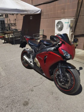 Обява за продажба на Honda Cbr 1000 RR Fireblade ~12 400 лв. - изображение 8