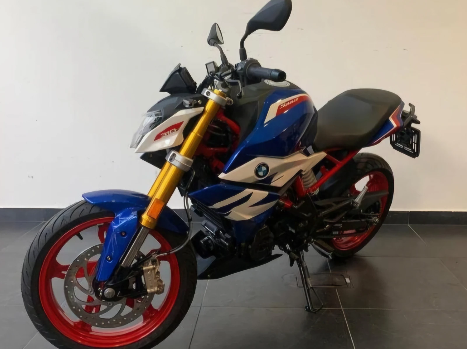 BMW G 310R New!!!! Km 0!!!! 4 години гаранция!!! - изображение 2