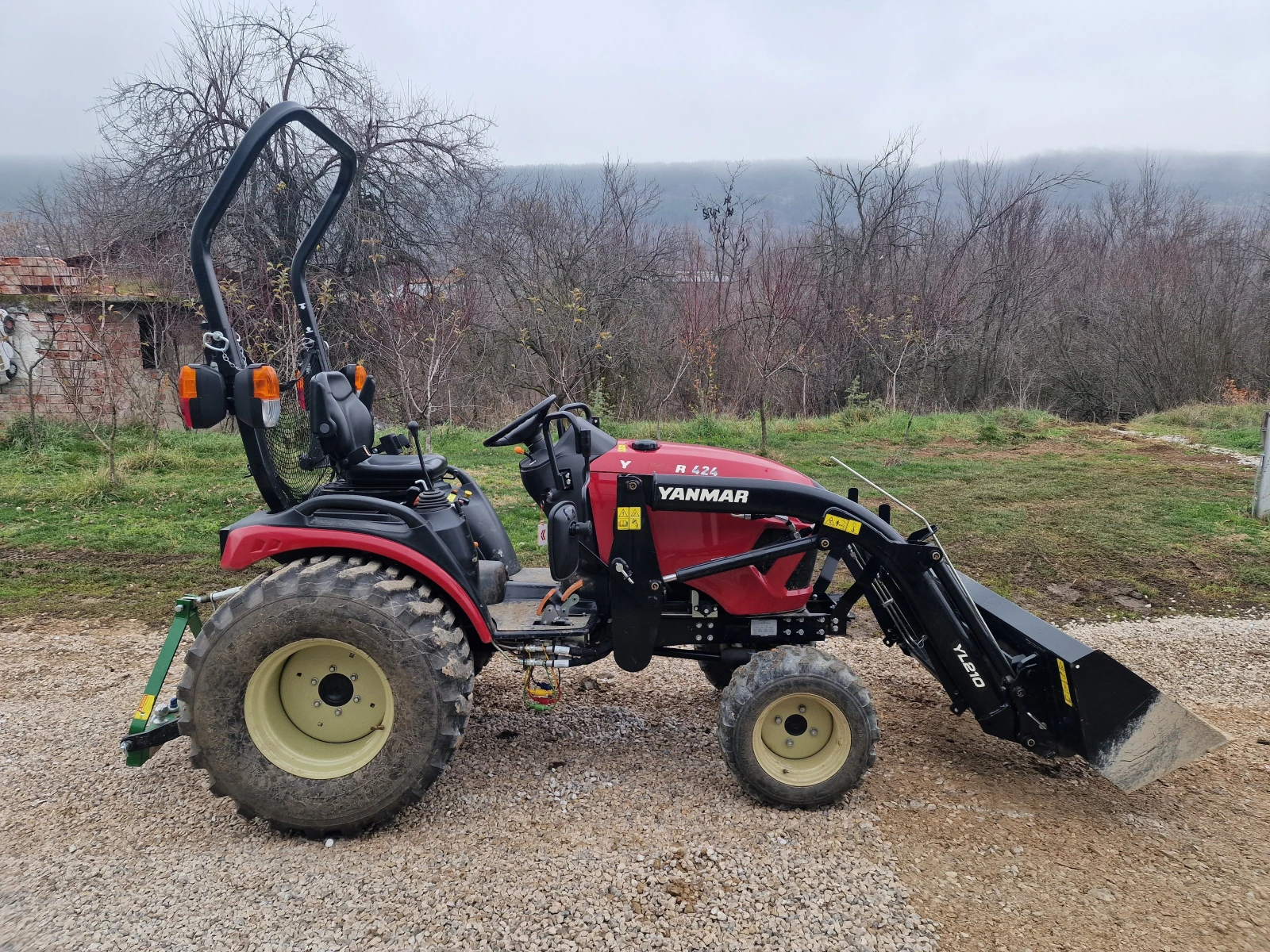 Трактор Yanmar SA424