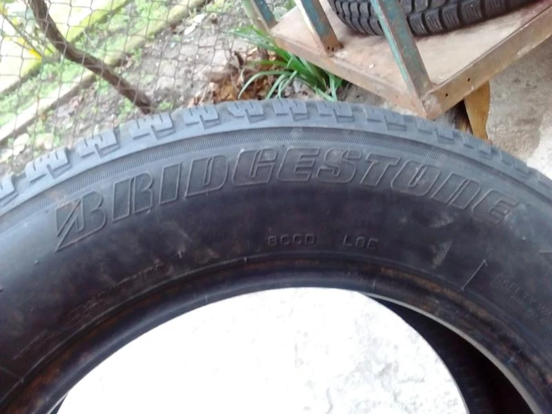 Гуми Зимни 205/60R15, снимка 4 - Гуми и джанти - 20335288