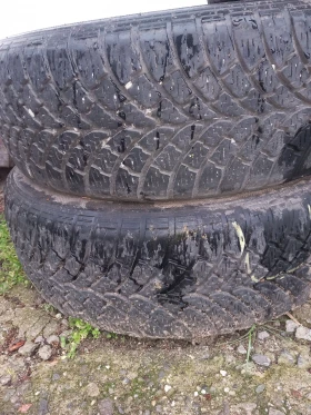 Гуми Зимни 205/65R16, снимка 6 - Гуми и джанти - 53373989