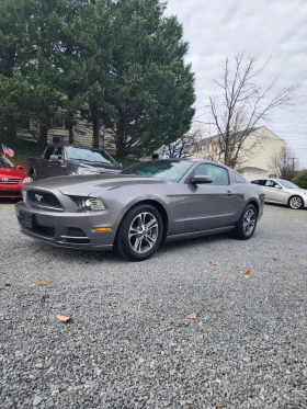 Ford Mustang Coupe 3.7L V6, снимка 1