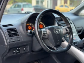 Toyota Auris FACELIFT* 2.0-D4D* ПАРКТРОНИК, снимка 9